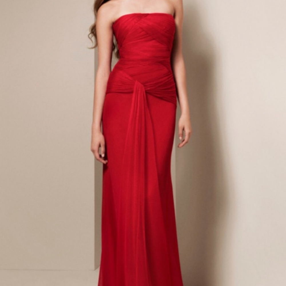 VERA WANG  Red formal dress